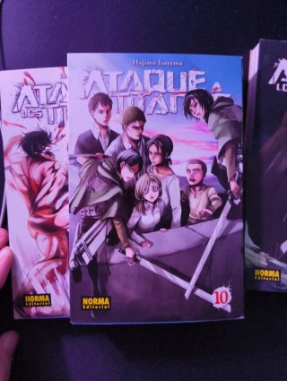 Lote Manga Ataque a los Titanes