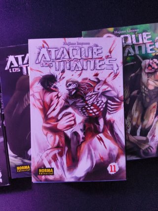 Lote Manga Ataque a los Titanes