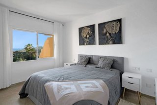 Piso en venta en Elviria en Marbella