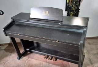 Piano Electrónico Kobrat 88 Teclas Contrapesadas