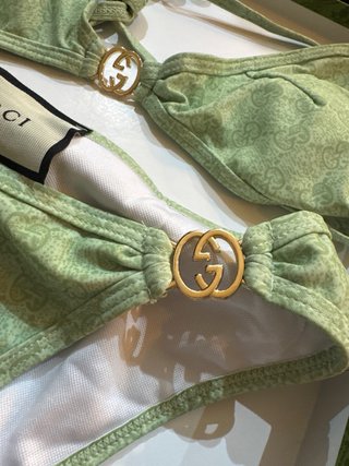 Bikini Gucci verde nuevo