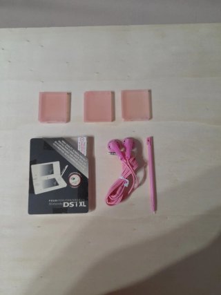 Oferta.NUEVO. Accesorios DSi XL Nuevos