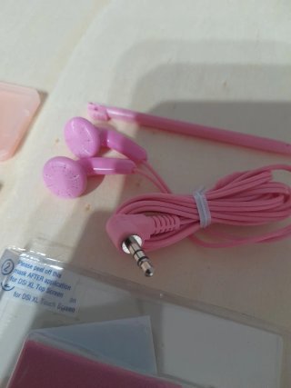 Oferta.NUEVO. Accesorios DSi XL Nuevos