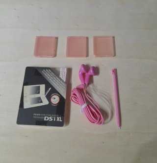 Oferta.NUEVO. Accesorios DSi XL Nuevos