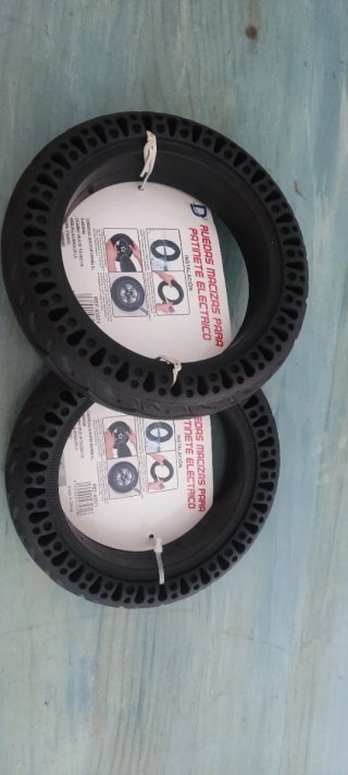 2 Ruedas Macizas Patinete Eléctrico 8.5