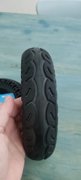 2 Ruedas Macizas Patinete Eléctrico 8.5