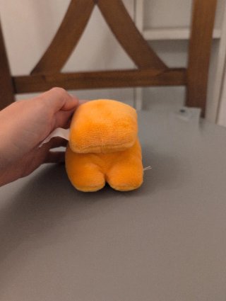 Peluche Naranja Among Us