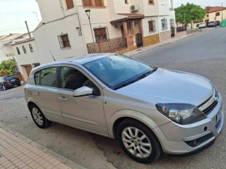 Opel Astra 2005