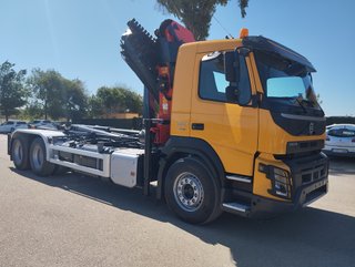 Volvo FM 420-CAMIONES GANCHO CON GRUA