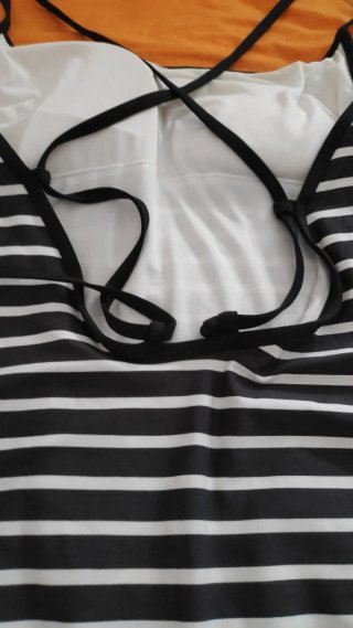 Bañador H&M Rayas Blanco y Negro