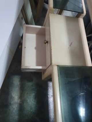 Mueble recibidor cristal y madera beige