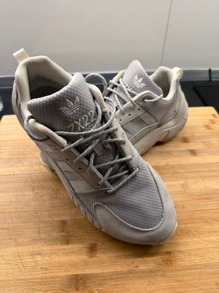 Adidas ZX22 Boost Beige Talla 46