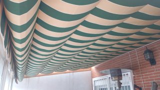 Toldo extensible y pérgola