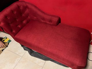 Sofá Diván Rojo