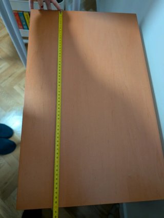 Mueble de madera con espejos