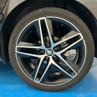 SEAT Ibiza FR PLUS