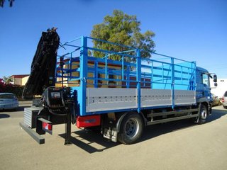 MAN TGM 18 280--CAMIONES CON GANCHO