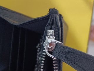 Borsa Fendi portafoglio nera