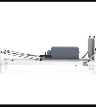 Elina Pilates Nubium Reformer