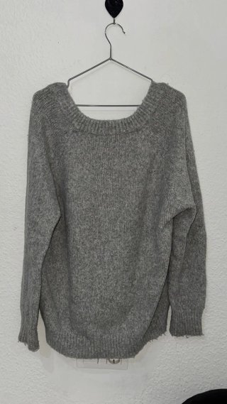 Jersey Bershka Gris Talla M
