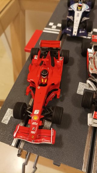 Envío 3 Coches F1 Scalextric Digital System