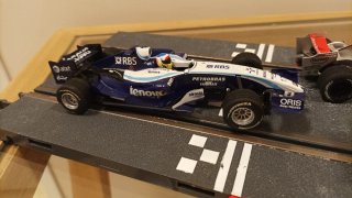 Envío 3 Coches F1 Scalextric Digital System