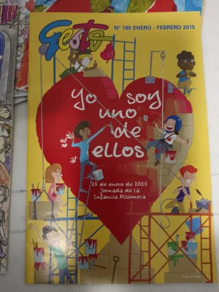 3 "Magníficat", adultos 7 revistas Gesto. Niños .
