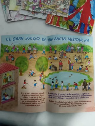 3 "Magníficat", adultos 7 revistas Gesto. Niños .