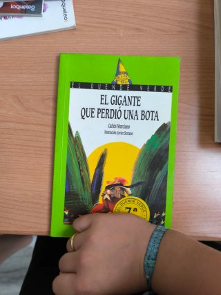 El gigante que perdió una bota