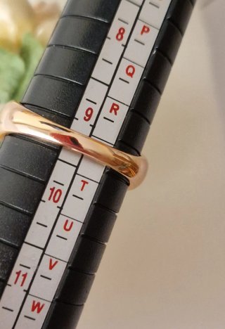 Anello in oro 14 k e topazio azzuro