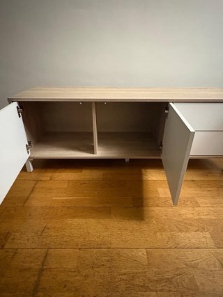 Mueble TV madera y beige