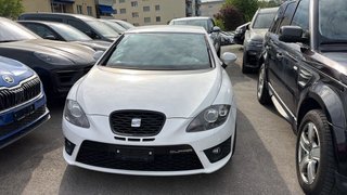 SEAT Leon cupra R310 white edition