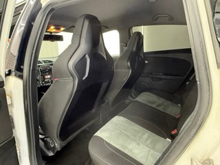 SEAT Leon cupra R310 white edition