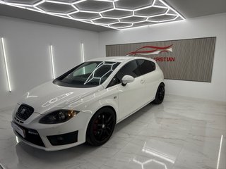 SEAT Leon cupra R310 white edition