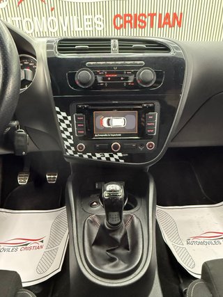 SEAT Leon cupra R310 white edition