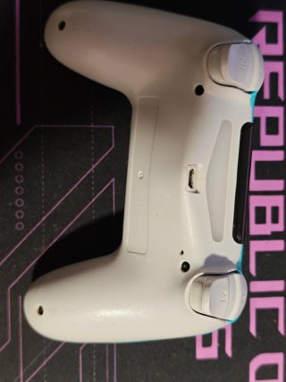 Mando PS4 azul y blanco personalizado