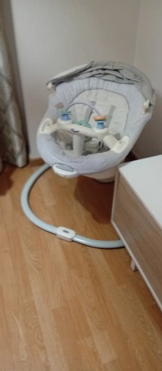 Mecedora eléctrica para bebés Graco