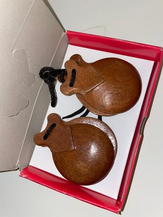 Castañuelas de madera
