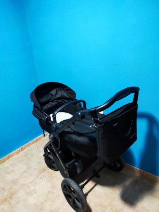 Carrito Kinderkraft 3 en 1 Negro  NO HAGO ENVIOS..