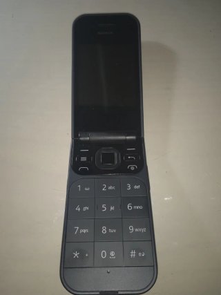 Nokia 2720 Flip Negro