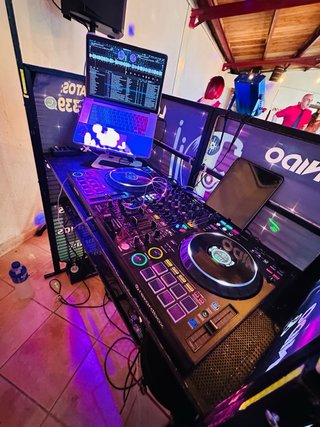 Alquiler equipo DJ Sonido y Luces