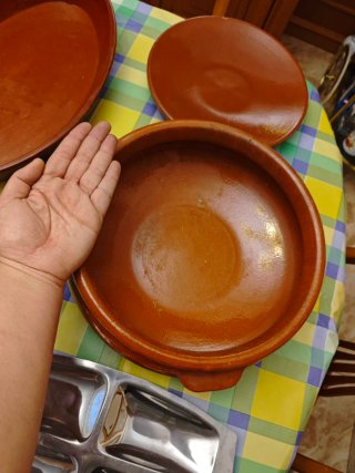 Cazuelas y bandejas de barro
