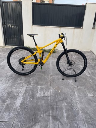 Bicicleta Conor WRC Carbono Ruedas 29