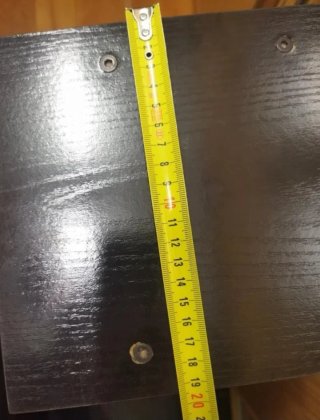 Torre porta CDs madera negra