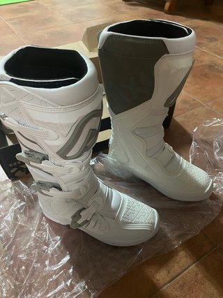 Botas Motocross Acerbis Blancas y Grises