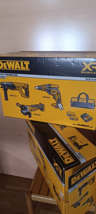 Kit DeWalt Pladur DCK304P2