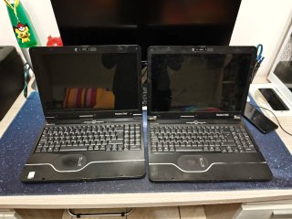 Coppia Portatili Packard Bell Per Ricambi #2
