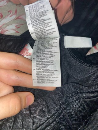 Chándal Adidas negro y dorado Talla 13-14