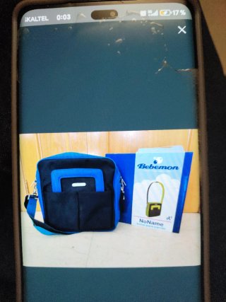 Bolso de bebé azul y negro