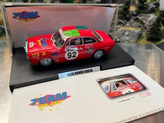 Alfa Romeo Giulia Sprint Team Slot Scalextric